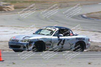 media/May-01-2022-CalClub SCCA (Sun) [[03a481c204]]/Group 5/Race (Offramp)/